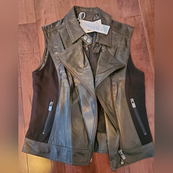 Buffalo Leather Biker Vest - Picture 1 of 3